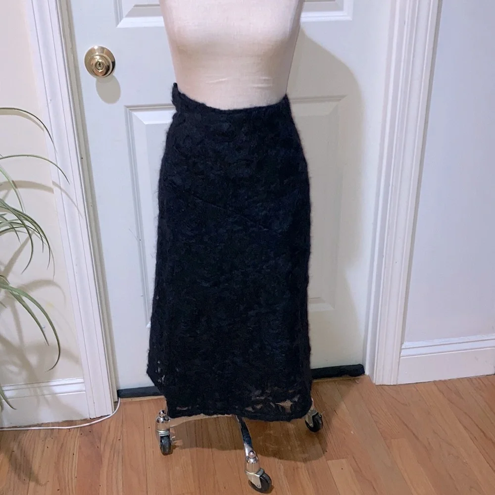 MaxMara Black Wrap MIDI Skirt - Picture 2 of 5